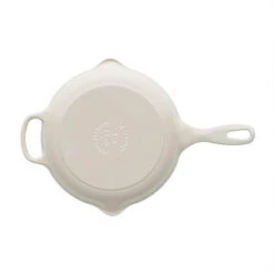 Le Creuset Skillet Koekenpan ø 23 Cm Gietijzer Meringue -Keukengerei Verkoop 20182237160422 le creuset signature cast iron round skillet 23cm meringue 2