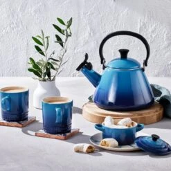Le Creuset Kone Fluitketel 1,6 Liter Staal Azure -Keukengerei Verkoop 40101022200000 alt4