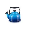 Le Creuset Tradition Fluitketel 2,1 Liter Staal Azure 1 Le Creuset Tradition Fluitketel 2,1 Liter Staal Azure -Keukengerei Verkoop 40102022200000