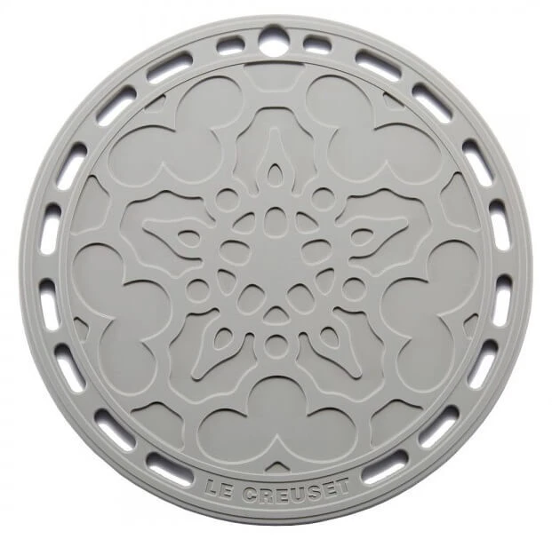 Le Creuset Pannenonderzetter ø 20 Cm Silicone Mist Grey 3 Le Creuset Pannenonderzetter ø 20 Cm Silicone Mist Grey