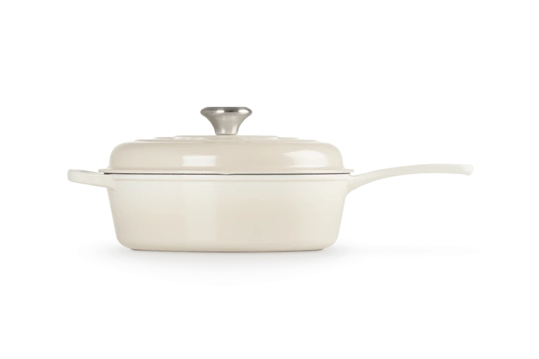 Le Creuset Signature Cassadou Braadpan ø 26 Cm Gietijzer Meringue 5 Le Creuset Signature Cassadou Braadpan ø 26 Cm Gietijzer Meringue - Afbeelding 3