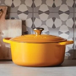 Le Creuset Signature Braadpan 5,3 Liter ø 26 Cm Gietijzer Nectar -Keukengerei Verkoop le creuset signature braadpan 5 3 liter 26 cm gietijzer nectar 1
