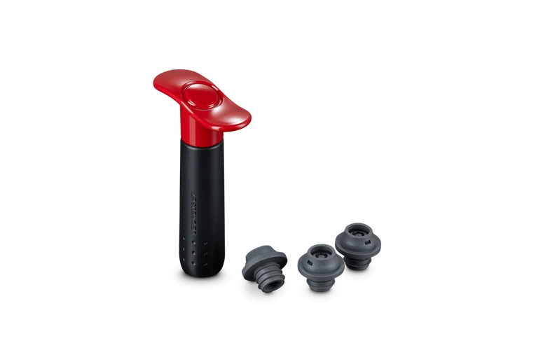 Le Creuset Screwpull WA-137 Wijnpompset Kersrood 4 Le Creuset Screwpull WA-137 Wijnpompset Kersrood - Afbeelding 2