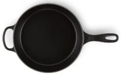 Le Creuset Signature Cassadou Braadpan ø 26 Cm Gietijzer Mat Zwart -Keukengerei Verkoop t 3f42069ad8a2a64bead9826b270548ae
