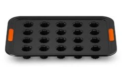 Le Creuset Pâtiliss Bakvorm Voor 20 Mini-cannelés Staal Zwart